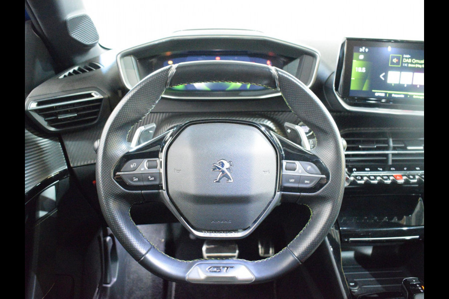 Peugeot 208 1.2 PureTech GT-Line AUTOMAAT | PANORAMADAK | NAVIGATIE | CARPLAY | ACHTERUITRIJCAMERA MET SENSOREN | E.C.C. | 26.997km