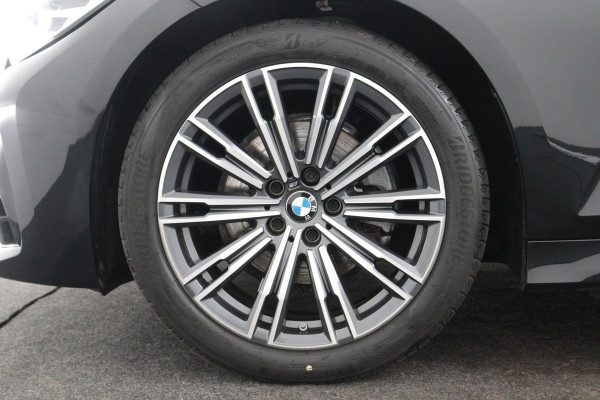 BMW 3 Serie Touring 320i High Executive Edition M-SPORT (1e Eig, NL-auto, Dealer OndH, Panorama, Navi Prof, Cruise Con, Etc)