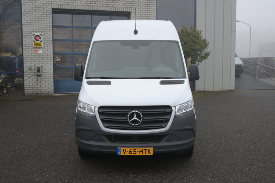 Mercedes-Benz Sprinter 317 CDI L2H2 RWD MBUX met camera, Stoelverwarming