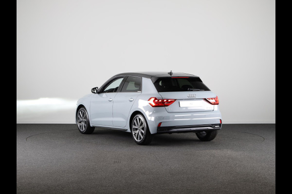 Audi A1 Advanced edition 25 TFSI 70 kW / 95 pk Sportback 7 Ledverlichting voor en achterzijde, optiekpakket zwart, privacy glas