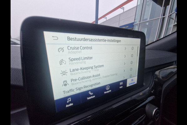 Ford Kuga 2.5 PHEV ST-Line X | Black Pack; 20 inch zwarte LMV ,zwart dak,spiegels en spoiler,rode remklauwen | Panoramadak | Adapt.cruise control | Winter Pack | Head up Display | Adaptieve koplampen | Draadloos opladen