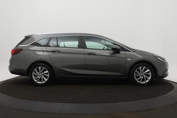 Opel Astra Sports Tourer BWJ 2018 / 111 PK 1.6 CDTI Business+ | TREKHAAK | CLIMA | NAVI | SPORTSTOELEN | CARPLAY | PRIVACY GLASS |