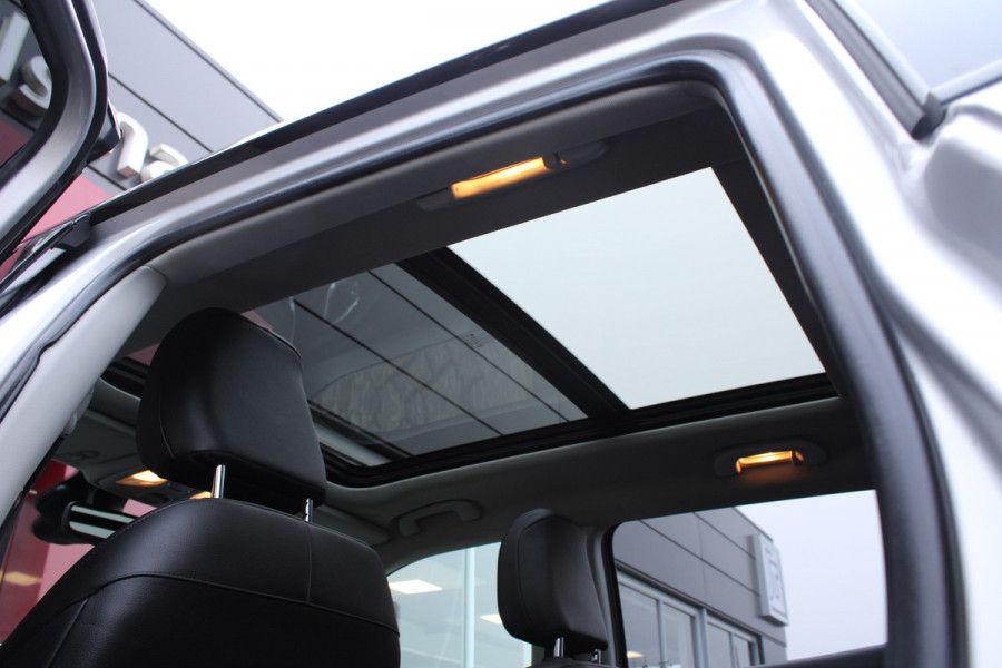 Jeep Compass 4xe 240 Plug-in Hybrid Electric S | LED | Winter Pack | Elektrisch glazen panorama-dak | Leer