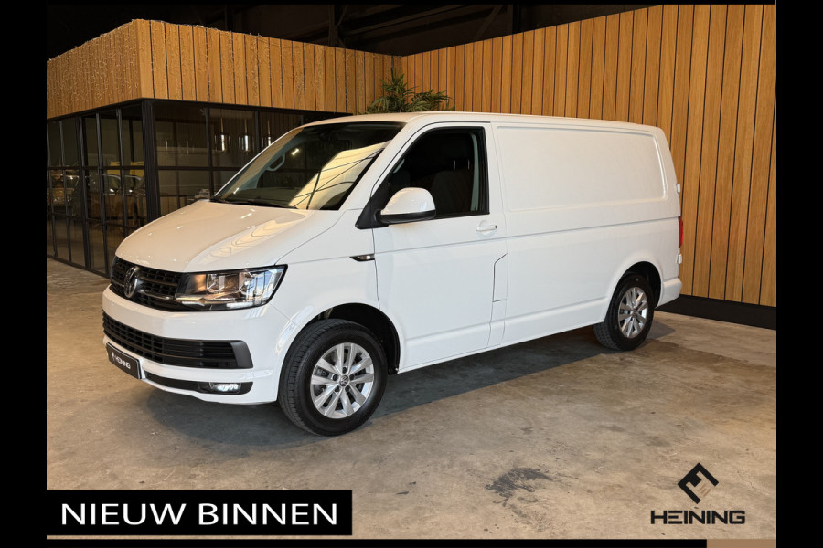 Volkswagen Transporter 2.0 TDI L1H2 Highline 150 PK Automaat. Navi. Trekhaak