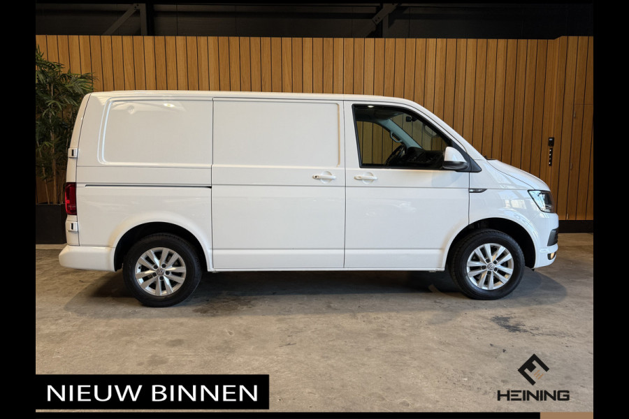 Volkswagen Transporter 2.0 TDI L1H2 Highline 150 PK Automaat. Navi. Trekhaak