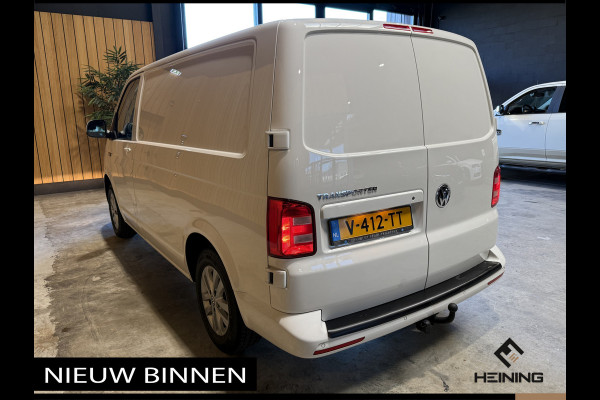 Volkswagen Transporter 2.0 TDI L1H2 Highline 150 PK Automaat. Navi. Trekhaak