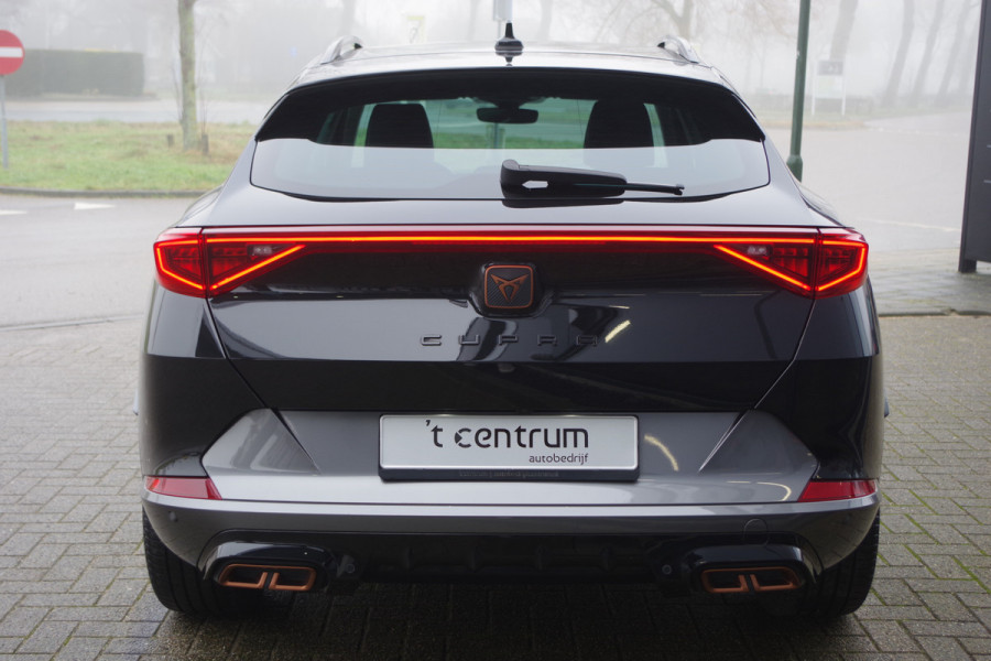 CUPRA Formentor 1.4 e-Hybrid 245 PK VZ Performance, Adap. Cruise Control, Camera, Apple-Carplay, Stuur- en Stoelverwarming