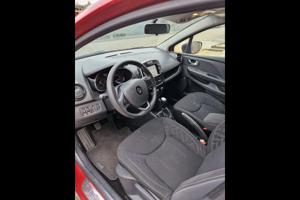 Renault Clio 0.9 TCe Limited | Parkeersensoren achter | Cruise Control | Keyless entry | Keyless Start | Navigatiesysteem