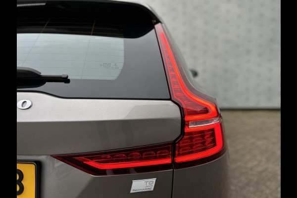 Volvo V60 2.0 T8 AWD Polestar Engineered Automaat | Head-Up | Leder | Panoramadak | Harman/Kardon | Stoelverwarming voor + achter | 19" Velgen | Camera | Navi | Cruise |