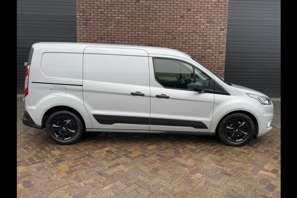 Ford Transit Connect 1.5 EcoBlue L2 / Trekhaak / 100 PK / Navigatie + Camera / Cruise Control / Ford dealer onderhouden / 1e Eigen