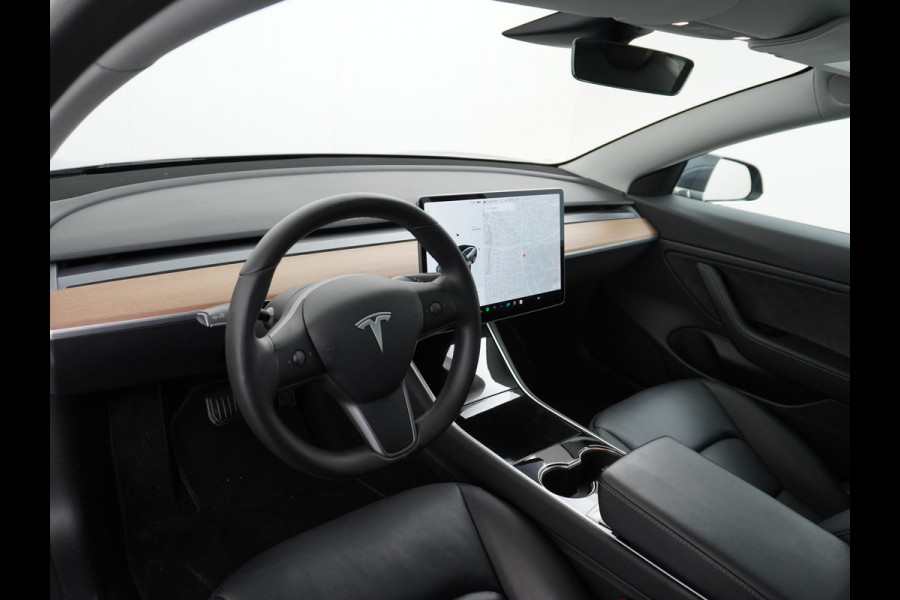 Tesla Model 3 Long Range 2020 75kWh 463PK Full Self Driving Computer Telefoon-Sleutel Premium Audio 4wd  18" Lmv AutoPilot Panoramadak Camera' Stoel en achterbank verwarming Keyless Electr.Stoelen+Memory+Easy-Entry WiFi Origineel Nederlandse auto Grootste accu, Tot 16,5kwh thuis laden.