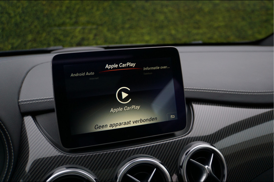 Mercedes-Benz B-Klasse B 180 AMG line Night | Panorama Carplay Sfeerverlichting