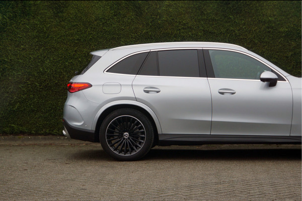 Mercedes-Benz GLC GLC 300 e 4M AMG Line | Bruin int | Achterasbesturing Luchtvering Panorama