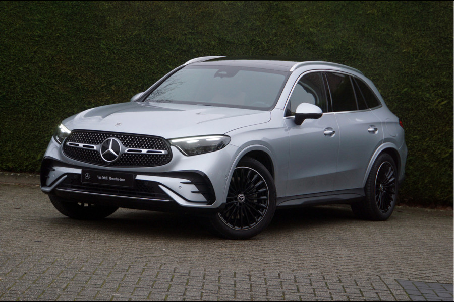 Mercedes-Benz GLC GLC 300 e 4M AMG Line | Bruin int | Achterasbesturing Luchtvering Panorama