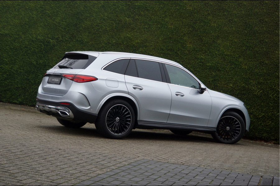 Mercedes-Benz GLC GLC 300 e 4M AMG Line | Bruin int | Achterasbesturing Luchtvering Panorama