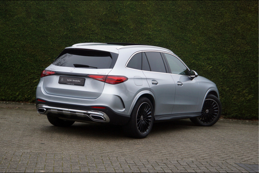 Mercedes-Benz GLC GLC 300 e 4M AMG Line | Bruin int | Achterasbesturing Luchtvering Panorama