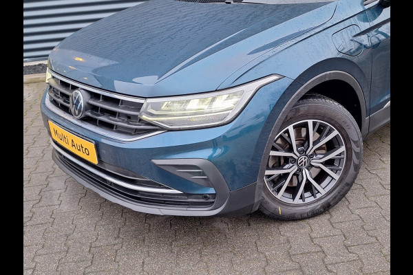 Volkswagen Tiguan 1.4 TSI Life 245pk Plug In Hybrid PHEV | Panorama Dak | Adaptive Cruise | Navigatie | Sportstoelen + Massage | Spraakbediening |