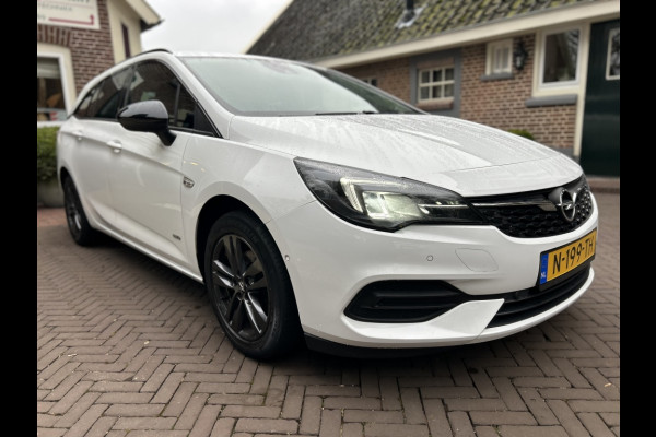 Opel Astra Sports Tourer 1.2 110pk Design & Tech Navi, Camera, LMV, 1e Eigenaar!