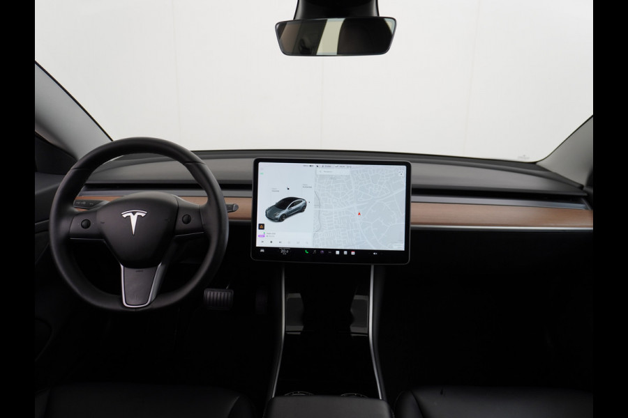 Tesla Model 3 Long Range 75kWh 463PK FSD-Full Self Driving Computer-3 Premium Audio 4wd  18" Lmv AutoPilot Panoramadak Camera's Leder Adaptive Stoel en achterbank verwarming Keyless Electr.Stoelen+Memory+Easy-Entry WiFi Origineel Nederlandse auto Grootste accu, Tot 16,5kwh thuis laden.