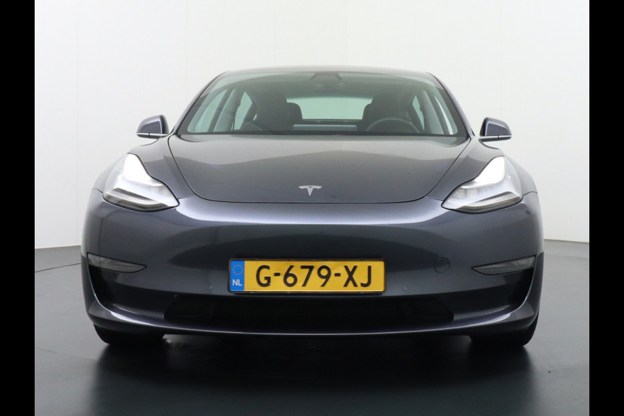 Tesla Model 3 Long Range 75kWh 463PK FSD-Full Self Driving Computer-3 Premium Audio 4wd  18" Lmv AutoPilot Panoramadak Camera's Leder Adaptive Stoel en achterbank verwarming Keyless Electr.Stoelen+Memory+Easy-Entry WiFi Origineel Nederlandse auto Grootste accu, Tot 16,5kwh thuis laden.