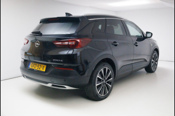 Opel Grandland X 1.6 Turbo Hybrid4 Ultimate 300 PK Automaat Leer, Stoelverw. & Stoelkoeling, Elec. verst. best. stoel met geheugen, 19" LMV