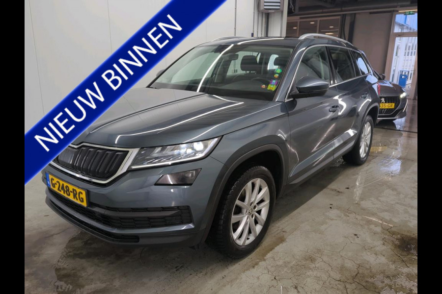 Škoda Kodiaq 1.5 TSI Business Edition NL AUTO | TREKHAAK | PANO | STOELVERW | CAMERA |