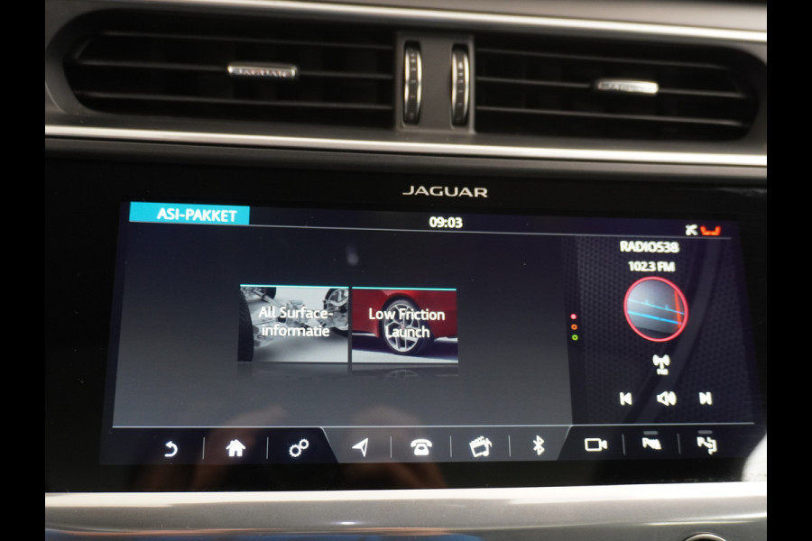 Jaguar I-PACE EV400 90kWh 400Pk LEER Panodak Camera Android Auto Apple Carplay Navi Ecc Stoelverwarming Cruise control Keyless Led Pdc Regen-L Bluetooth Verkeersbord detectie Uitparkeer waarschuwing