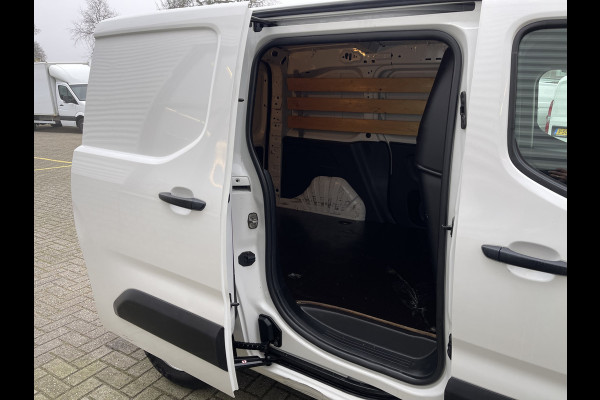 Opel Combo 1.6D L1H1 Edition / vaste prijs rijklaar € 10.950 ex btw / lease vanaf € 200 / euro 6 diesel / airco / cruise / schuifdeur / navigatie / pdc achter !