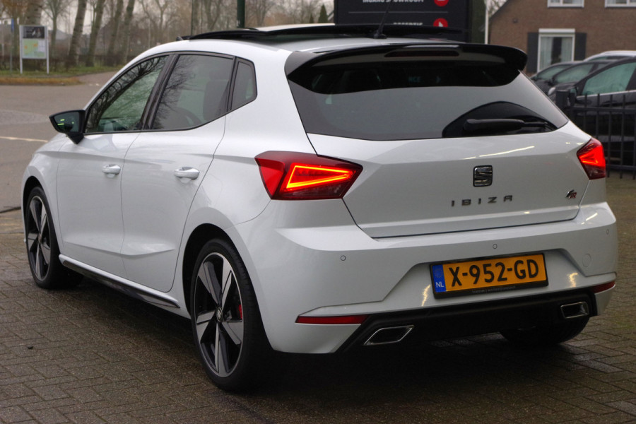 Seat Ibiza 1.5 TSI 150 PK FR Automaat Business Intense Plus, Panoramadak, Camera, Adap. Cruise Control, Beats