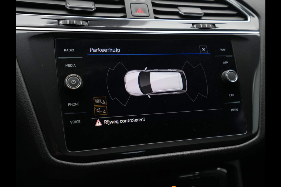 Volkswagen Tiguan Allspace 1.5 TSI 150pk DSG R Line 7persoons zitter Navigatie Trekhaak Virtual Cockpit Acc