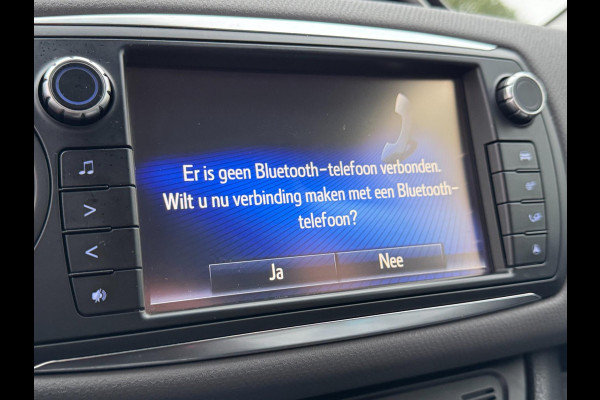 Toyota Yaris 1.5 Hybrid Trend CAMERA / PDC / NAVIGATIE / CRUISE CONTROL / LMV / 4-SEIZOENENBANDEN / 86XXX KM