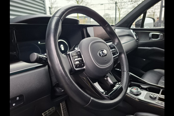 Kia Sorento 1.6 T-GDI Plug-in Hybrid 4WD ExecutiveLine PHEV | Panodak | Lederen Sportstoelen Memory & Ventilatie | BOSE Sound | Adaptive Cruise | Virtual | Head Up | 360 Camera | Apple Carplay | Navigatie | L.M. 19 " | DAB |