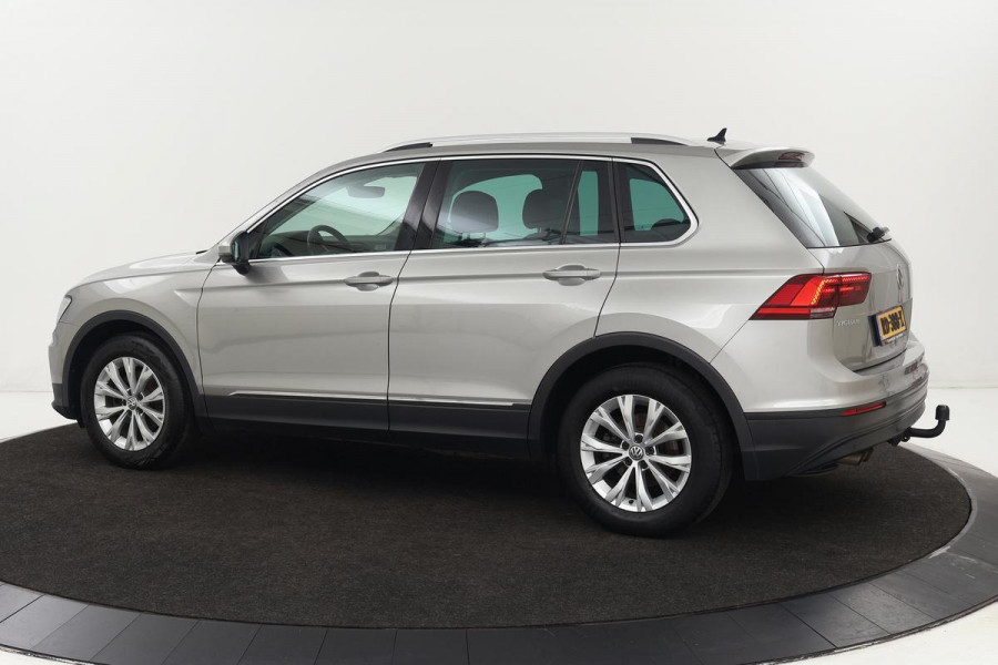 Volkswagen Tiguan 1.4 TSI Comfortline | Trekhaak | Full LED | Navigatie | Adaptive cruise | Carplay | PDC | Climate control