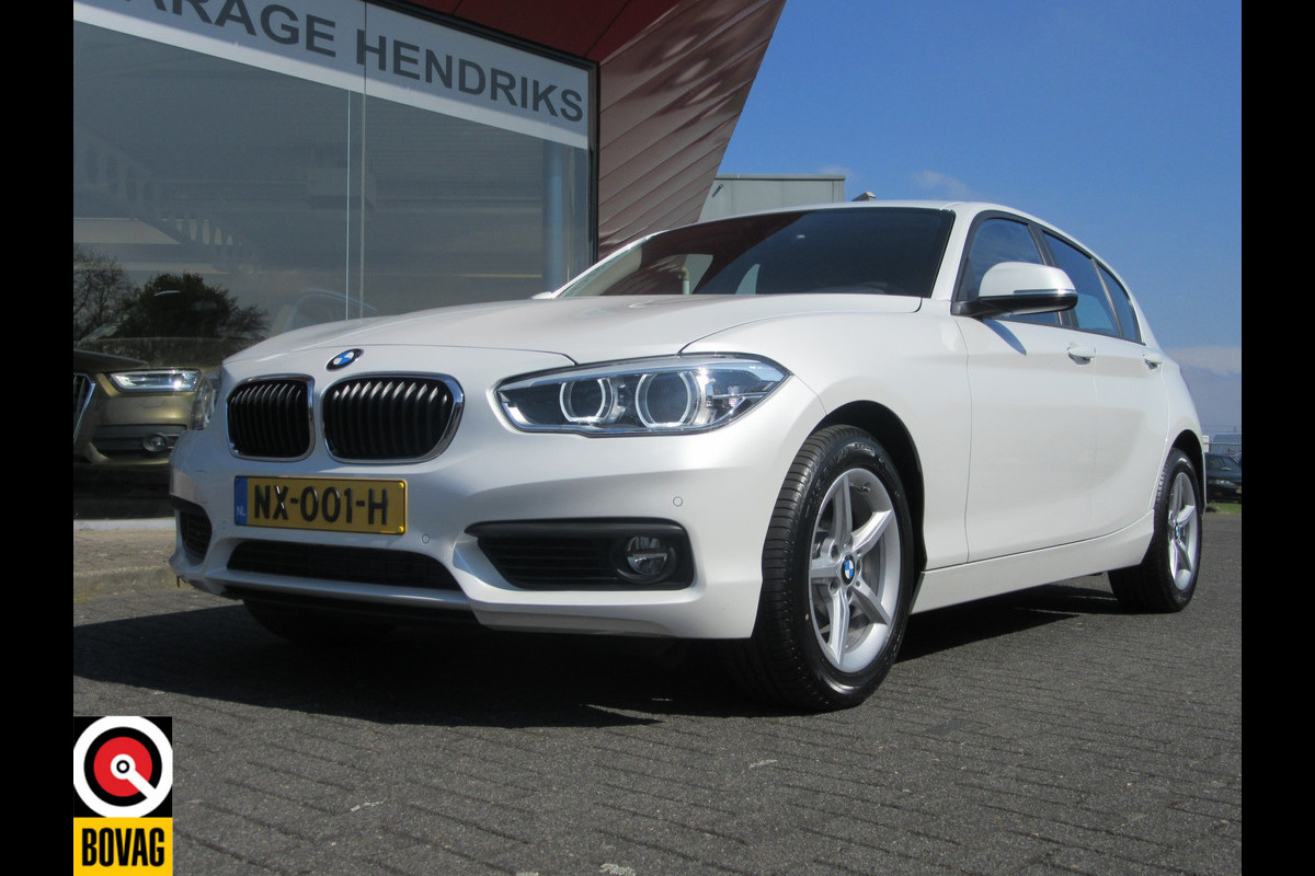 BMW 1-serie 120I Automaat 184 PK HIGH EXECUTIVE (occasion) Led verlichting, Navi , PDC V+A , Automaat