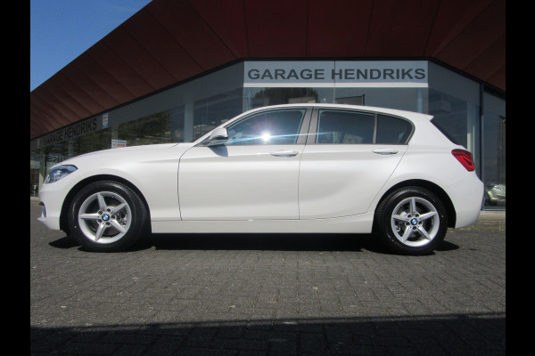BMW 1-serie 120I Automaat 184 PK HIGH EXECUTIVE (occasion) Led verlichting, Navi , PDC V+A , Automaat