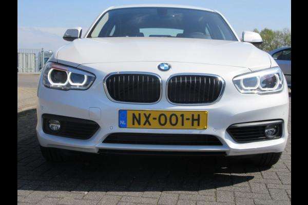BMW 1-serie 120I Automaat 184 PK HIGH EXECUTIVE (occasion) Led verlichting, Navi , PDC V+A , Automaat