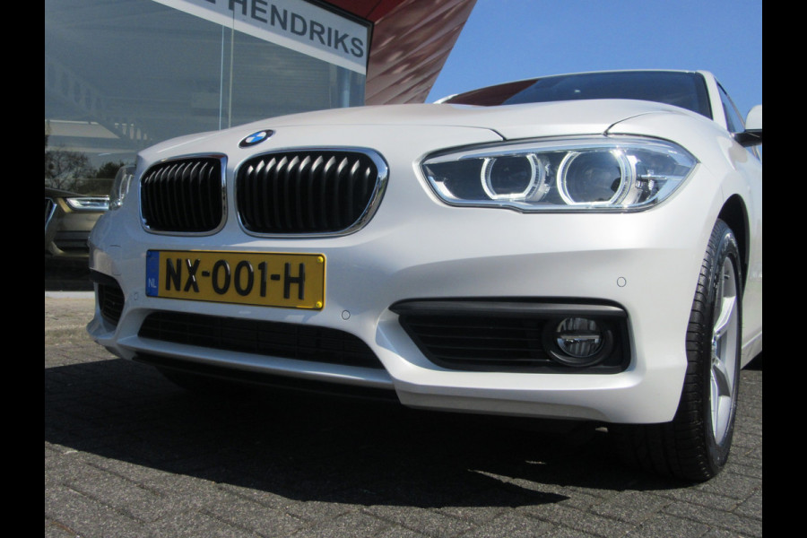 BMW 1-serie 120I Automaat 184 PK HIGH EXECUTIVE (occasion) Led verlichting, Navi , PDC V+A , Automaat