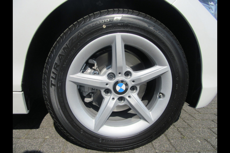 BMW 1-serie 120I Automaat 184 PK HIGH EXECUTIVE (occasion) Led verlichting, Navi , PDC V+A , Automaat
