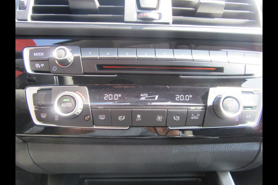 BMW 1-serie 120I Automaat 184 PK HIGH EXECUTIVE (occasion) Led verlichting, Navi , PDC V+A , Automaat