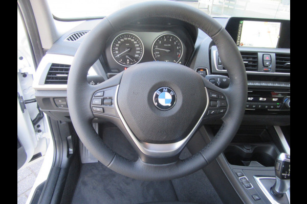 BMW 1-serie 120I Automaat 184 PK HIGH EXECUTIVE (occasion) Led verlichting, Navi , PDC V+A , Automaat