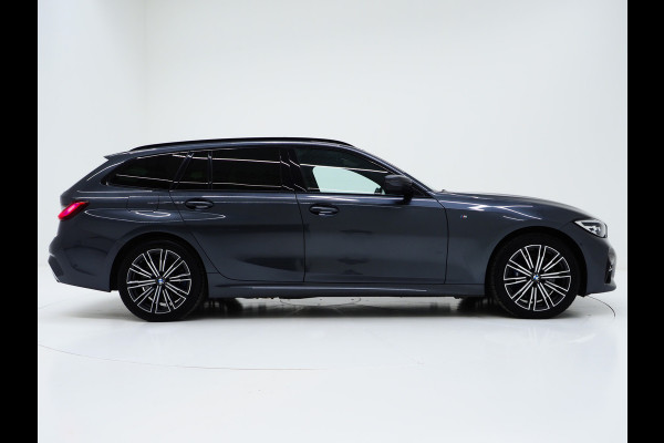 BMW 3 Serie Touring 330e M-Sport Shadow | Panoramadak | HIFI Audio | Sportstoelen | Camera