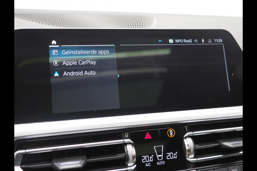 BMW 3 Serie Touring 330e M-Sport Shadow | Panoramadak | HIFI Audio | Sportstoelen | Camera