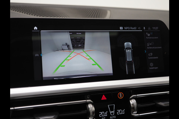BMW 3 Serie Touring 330e M-Sport Shadow | Panoramadak | HIFI Audio | Sportstoelen | Camera