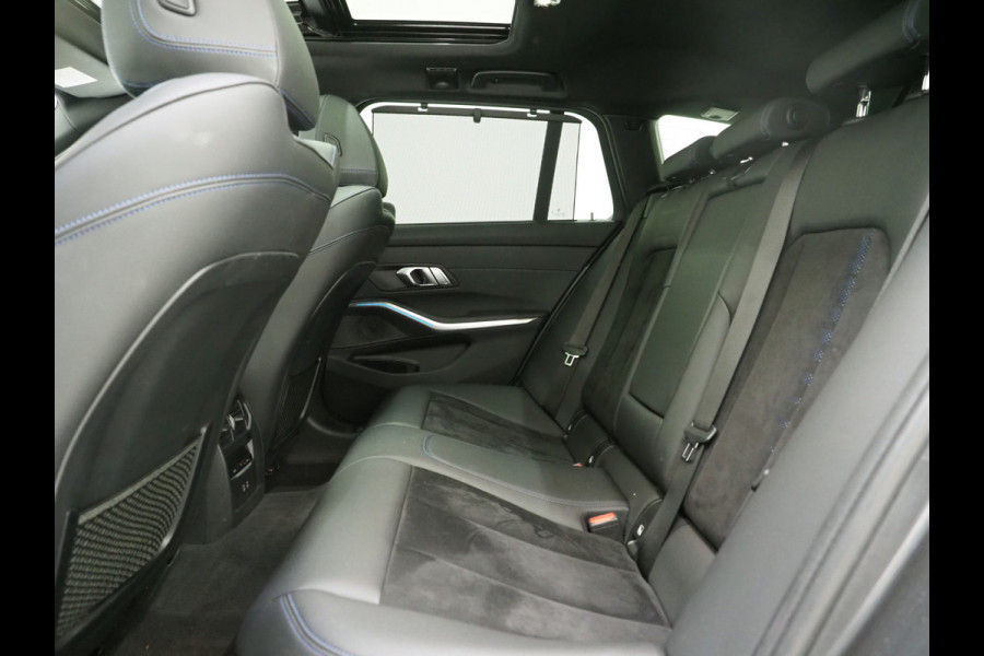 BMW 3 Serie Touring 330e M-Sport Shadow | Panoramadak | HIFI Audio | Sportstoelen | Camera