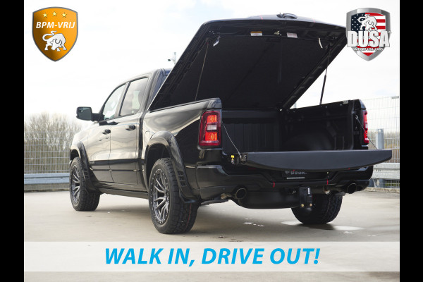 Dodge Ram | 1500 | Laramie | Premium Night | 3.0L I6 Hurricane | 4X4 | BPM-VRIJ INCL BPM-VOORDEEL | Niveau regeling | LPG | Passenger Display | Getoonde accessoires zijn verkrijgbaar tegen meerprijs