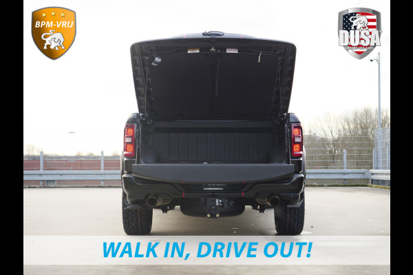 Dodge Ram | 1500 | Laramie | Premium Night | 3.0L I6 Hurricane | 4X4 | BPM-VRIJ INCL BPM-VOORDEEL | Niveau regeling | LPG | Passenger Display | Getoonde accessoires zijn verkrijgbaar tegen meerprijs