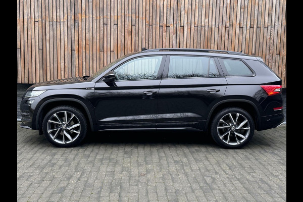 Škoda Kodiaq 1.5 TSI Sportline Automaat | Panoramadak | LED | Groot navigatiescherm | 20 inch lichtmetalen velgen | Stoelverwarming voor en a