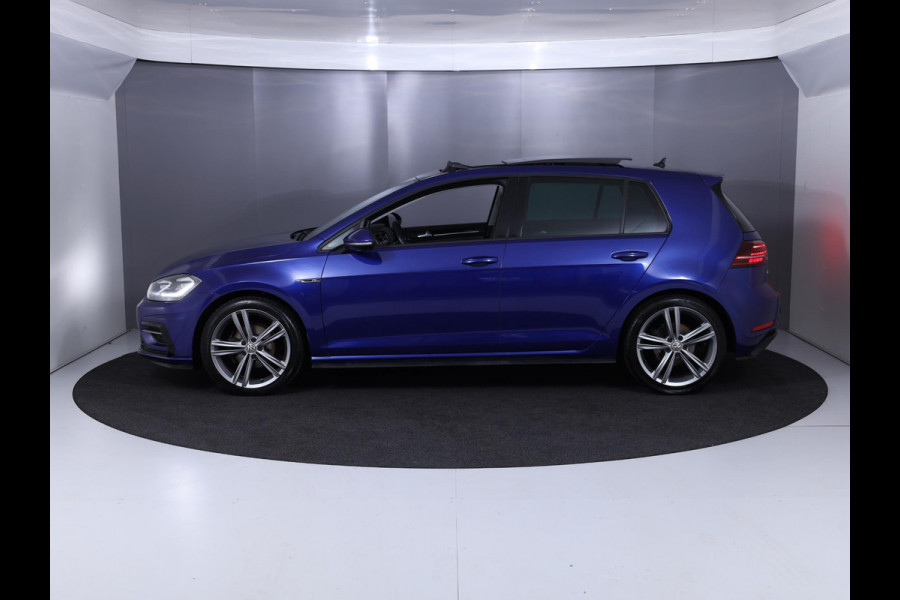 Volkswagen Golf 1.0 TSI Highline Business R 110pk 6bak| Navi| Pano-dak| alarm| 18'LM-velgen