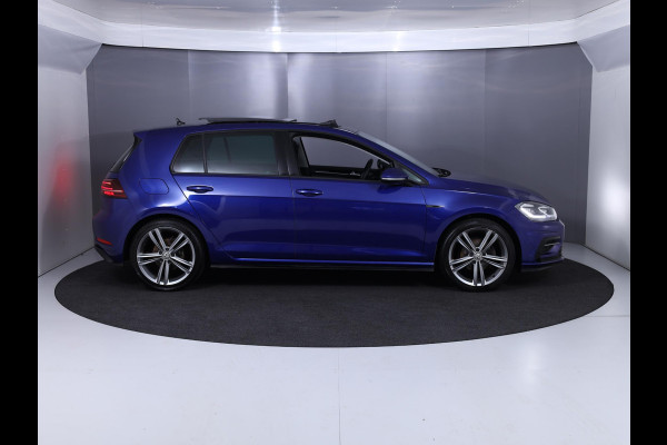 Volkswagen Golf 1.0 TSI Highline Business R 110pk 6bak| Navi| Pano-dak| alarm| 18'LM-velgen