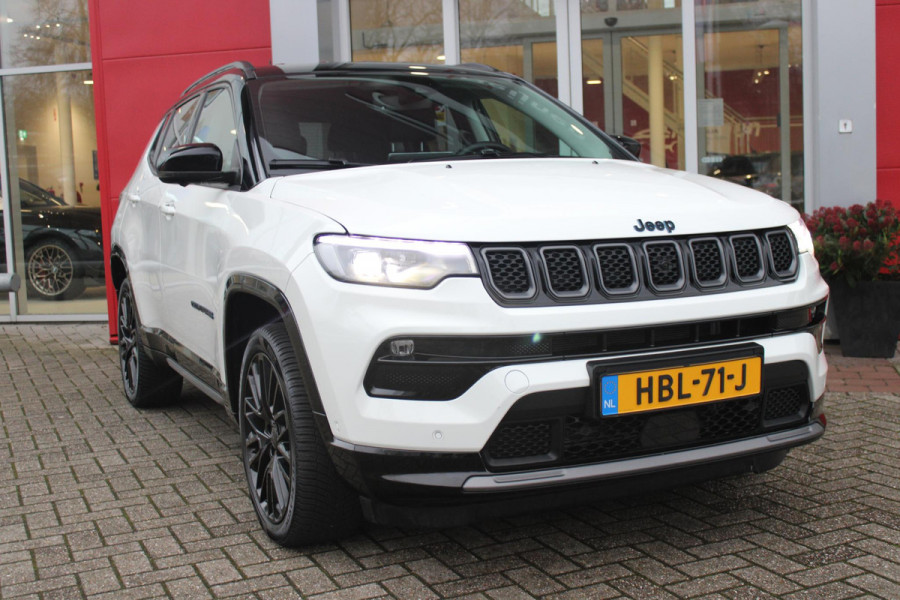 Jeep Compass 4xe S 240PK PHEV AUTOMAAT | NAVIGATIE 10,25 "TOUCHSCREEN | APPLE CARPLAY/ANDROID AUTO | ACHTERUITRIJ CAMERA | DAB+ RADIO | CLIMATE CONTROL | 19"GLOSS BLACK LICHTMETALEN VELGEN | ADAPTIVE / CRUISE CONTROL | DIGITAAL INSTRUMENTENPANEEL | LEDEREN BEKLEDING | ELEKTRISCH BEDIENBARE ACHTERKLEP | FULL LED KOPLAMPEN | LED MISTLAMPEN / BOCHTVERLICHTING | KEYLESS ENTRY & START | DRAADLOOS LADEN TELEFOON | ALPINE AUDIO SYSTEM |